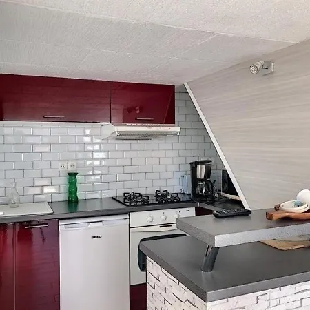 Casa vacanze House A Maison F3 Avec Cour *