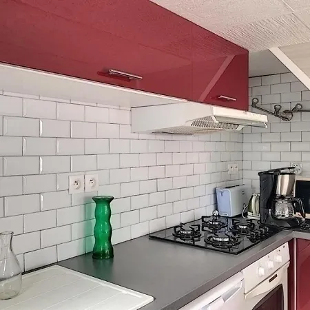 Casa vacanze House A Maison F3 Avec Cour